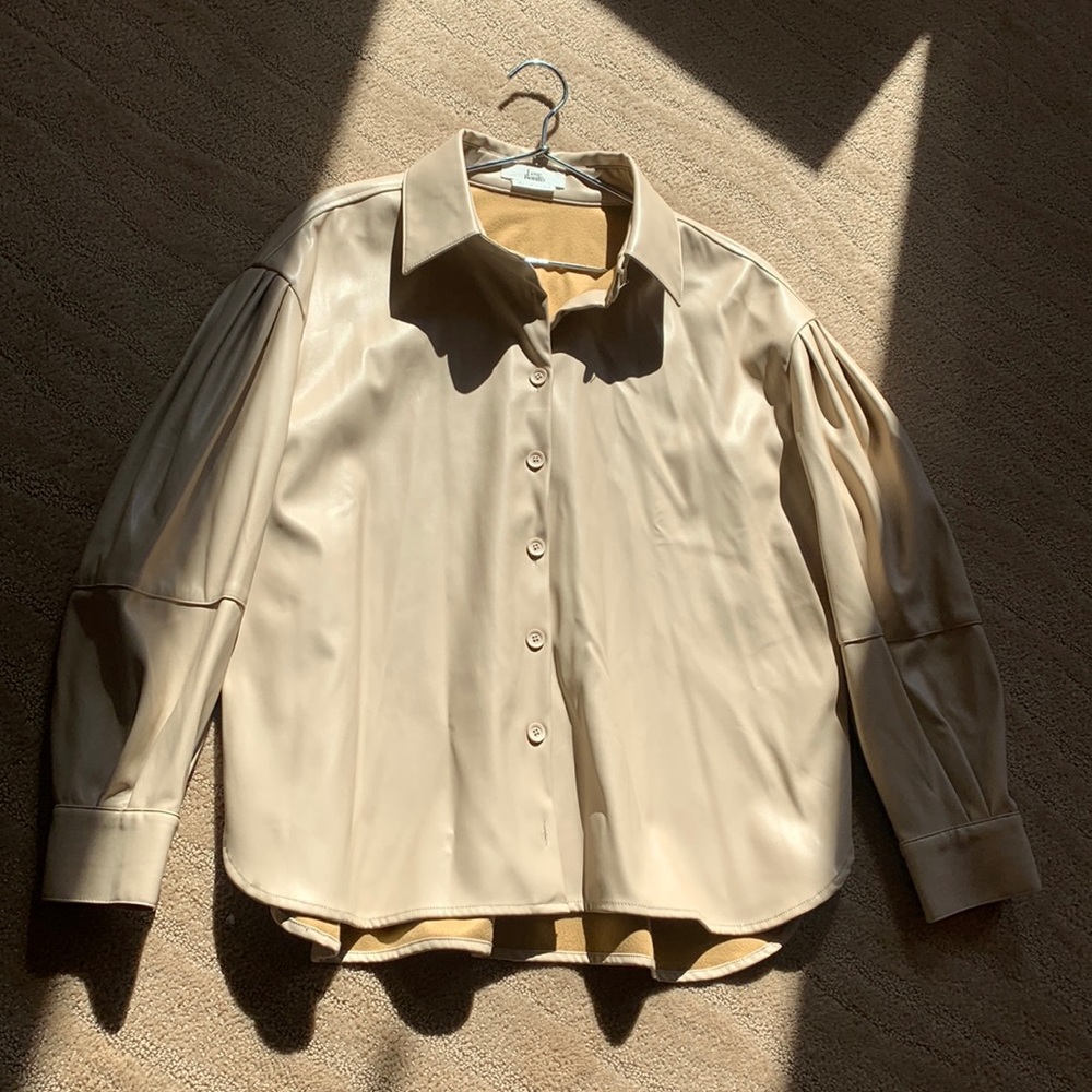 Love Bonito Lissie Pleather Puff Sleeve Shirt - Picture 11 of 15